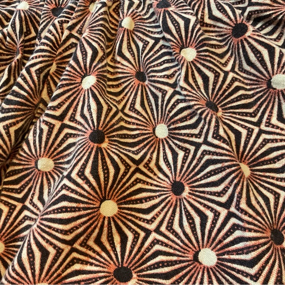 Free People Geometric Mini Skirt in Red and Cream pre loved condition - Picture 7 of 7